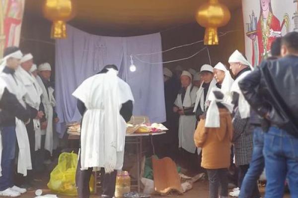 回顾农历，那一天发生的事震撼人心